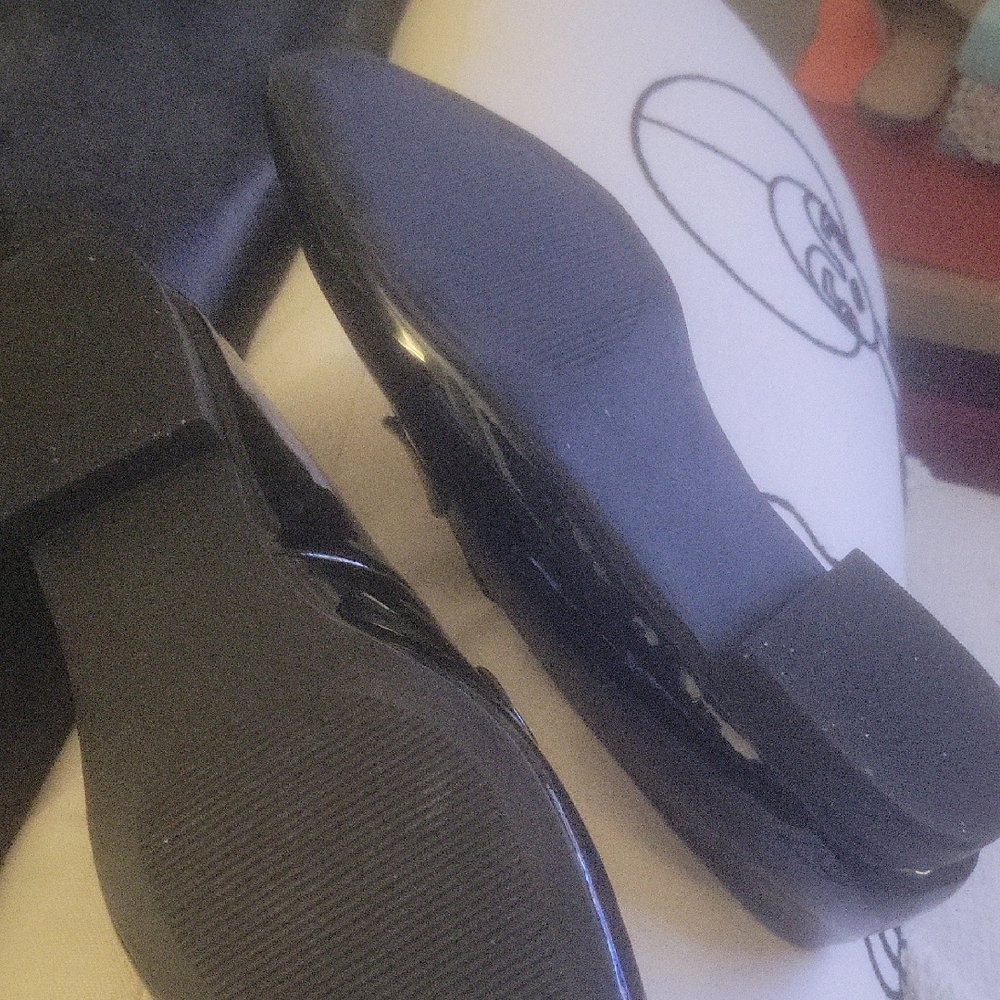 Steve Madden Pattent Leather Womens Loafers - Picture 4 of 4